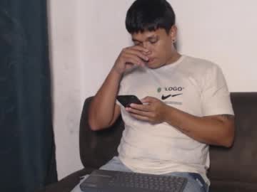 Mike_Levi Chaturbate stream image from November 12, 2025