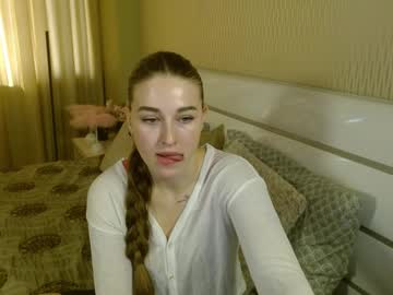 Cutie_Violet Chaturbate stream image from November 12, 2025