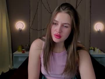 Krohasl Chaturbate stream image from November 12, 2025