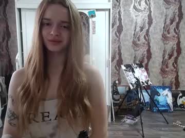 Mamie_Trish Chaturbate stream image from November 12, 2025