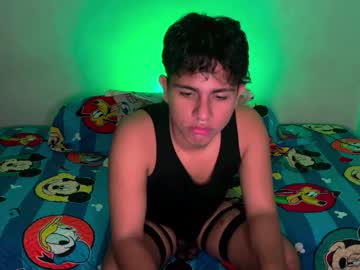 Neit04 Chaturbate stream image from November 12, 2025