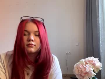 Phylissdettra Chaturbate stream image from November 12, 2025