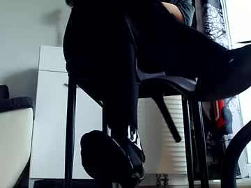K_Queen36 Chaturbate stream image from November 12, 2025