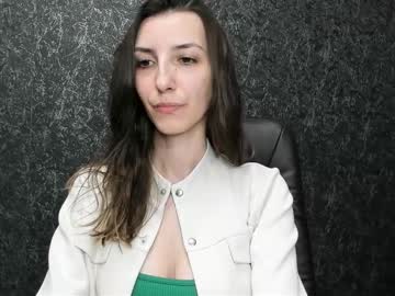 Kikies_ Chaturbate stream image from November 12, 2025