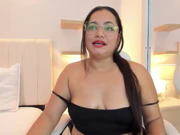 Chahna Chaturbate stream image from November 12, 2025