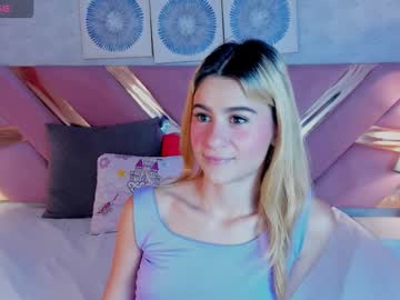 Chloeelaurent Chaturbate stream image from November 12, 2025
