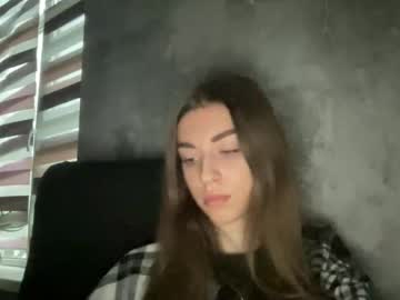 Shy_Cute07 Chaturbate stream image from November 12, 2025