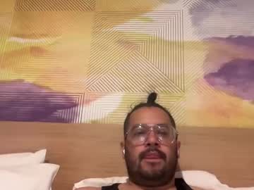 Babychinoo Chaturbate stream image from November 12, 2025