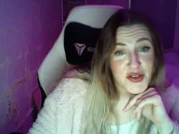 Fluxsux Chaturbate stream image from November 12, 2025