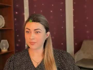 Kira_Fox_X Chaturbate stream image from November 12, 2025