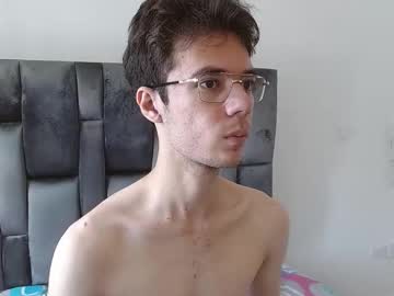 Viktornoir Chaturbate stream image from November 12, 2025