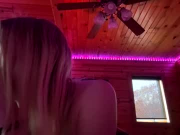Bittybeth Chaturbate stream image from November 12, 2025