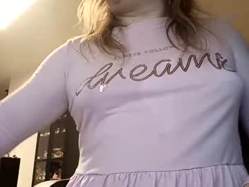 Princessemickie Chaturbate stream image from November 12, 2025