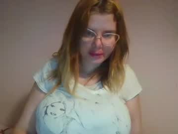 Elenaflirt Chaturbate stream image from November 12, 2025