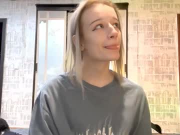 Geralynsurkamer Chaturbate stream image from November 12, 2025
