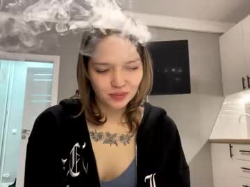 Myeshapolitowski Chaturbate stream image from November 12, 2025