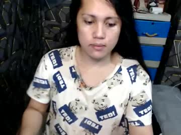 Yumi_White Chaturbate stream image from November 12, 2025