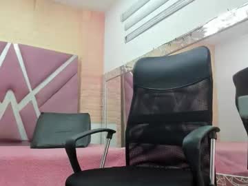 Zoey_Moreno Chaturbate stream image from November 12, 2025