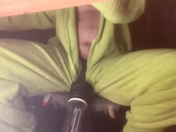 Ladies_Comfort Chaturbate stream image from November 12, 2025