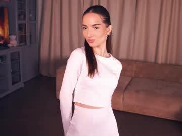 Averyserrao Chaturbate stream image from November 12, 2025