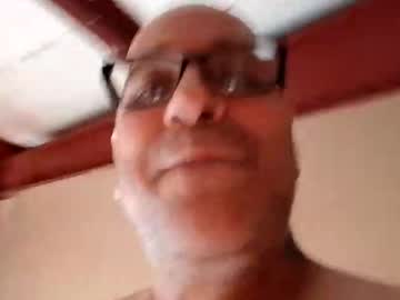 Decadestrong Chaturbate stream image from November 12, 2025
