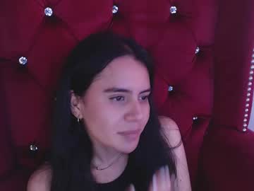 Honeybuu_ Chaturbate stream image from November 12, 2025