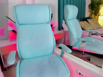 Kaseythompson Chaturbate stream image from November 12, 2025