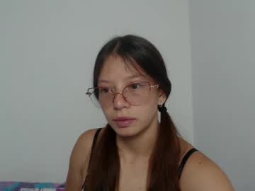 Tiiana_01 Chaturbate stream image from November 12, 2025
