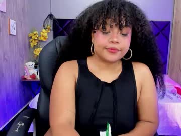 Aisha_Linh Chaturbate stream image from November 12, 2025