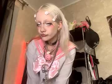 Hilddodgson Chaturbate stream image from November 12, 2025