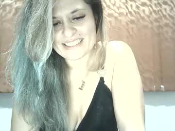 Lionessmom Chaturbate stream image from November 12, 2025
