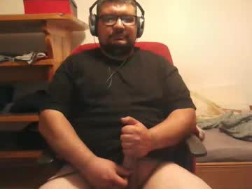 Ralinbenzin89 Chaturbate stream image from November 12, 2025