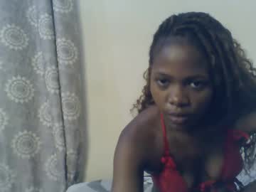 Yourfreakygurl20 Chaturbate stream image from November 12, 2025