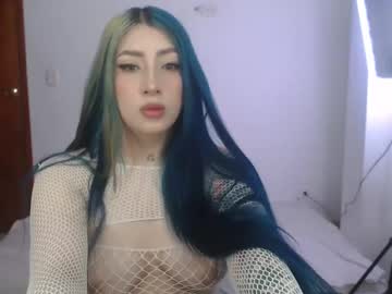 Is_Nat Chaturbate stream image from November 13, 2025