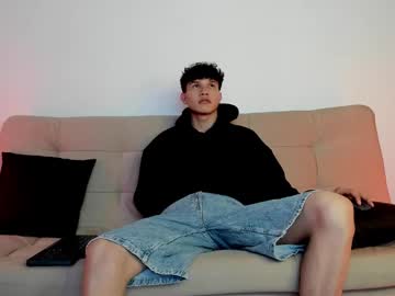 Yizus_Bonz Chaturbate stream image from November 13, 2025