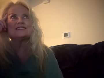 Helloimhunny Chaturbate stream image from November 13, 2025