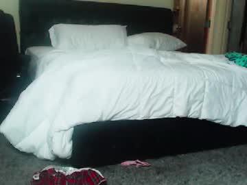 Lilpinkbows Chaturbate stream image from November 13, 2025