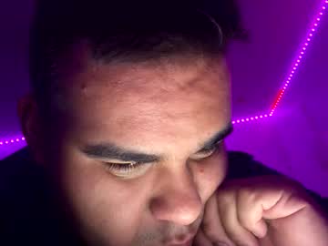 Axelfigueroa2 Chaturbate stream image from November 13, 2025