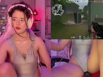 Evelynluxye Chaturbate stream image from November 13, 2025