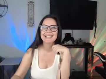 Cassandrachaos Chaturbate stream image from November 13, 2025