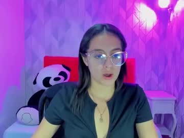 Isabellarouseet Chaturbate stream image from November 13, 2025