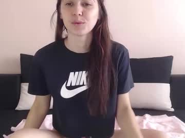 Ambersweetiee Chaturbate stream image from November 13, 2025