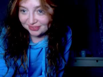 Kira_Foxy_ Chaturbate stream image from November 13, 2025
