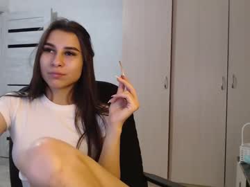 Lenagordon Chaturbate stream image from November 13, 2025