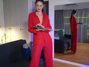 Heidiluceous Chaturbate stream image from November 13, 2025