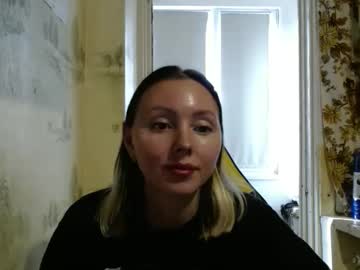 Alice_Smiles Chaturbate stream image from November 13, 2025