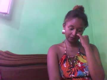 Olinah610 Chaturbate stream image from November 13, 2025