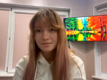 Delindakrasnow Chaturbate stream image from November 13, 2025