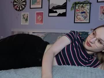 Missadelletrix Chaturbate stream image from November 13, 2025