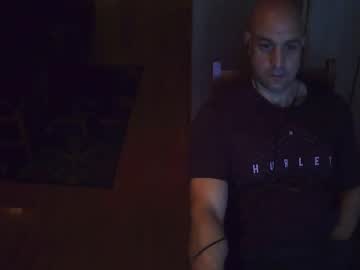 Papagooner Chaturbate stream image from November 13, 2025